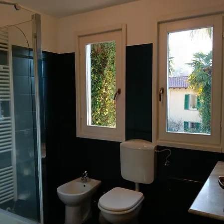 Elegant Traditional Steps From The Lake, With Garden And Panoramic Terrace 別荘 Cerro (Laveno-Mombello)